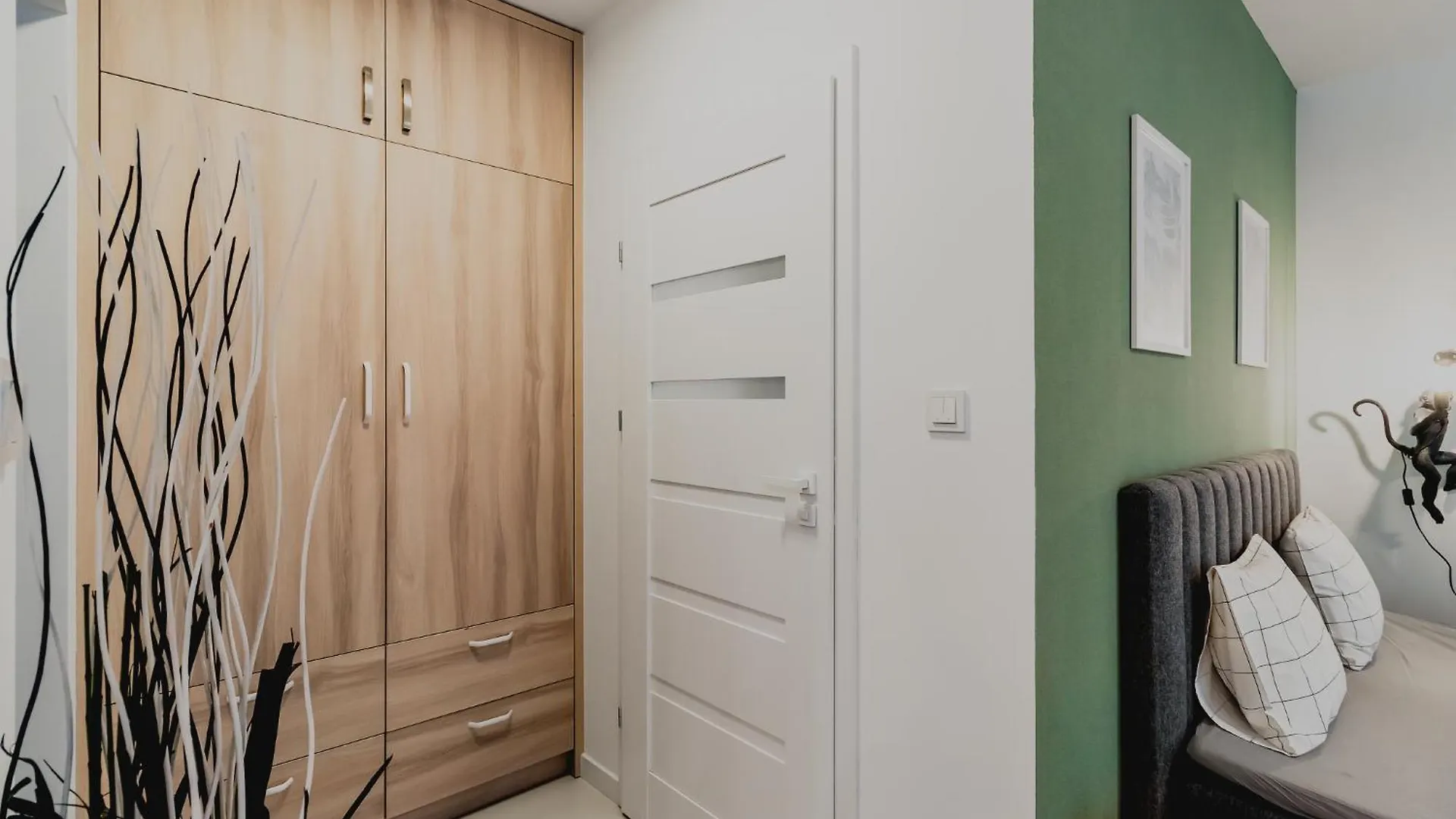 Central Warsaw Apartment - Great Location-Cozy Studio With Balcony - Towarowa