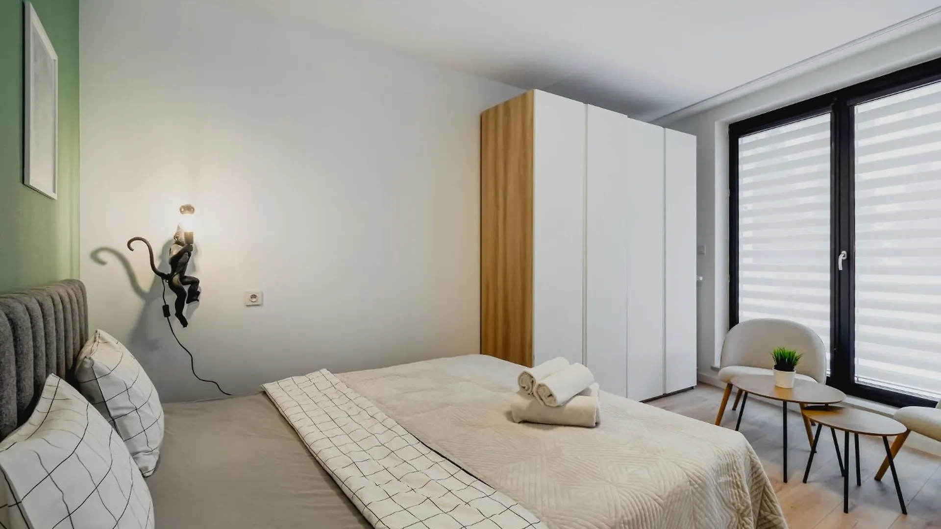 Central Warsaw Apartment - Great Location-Cozy Studio With Balcony - Towarowa Poland